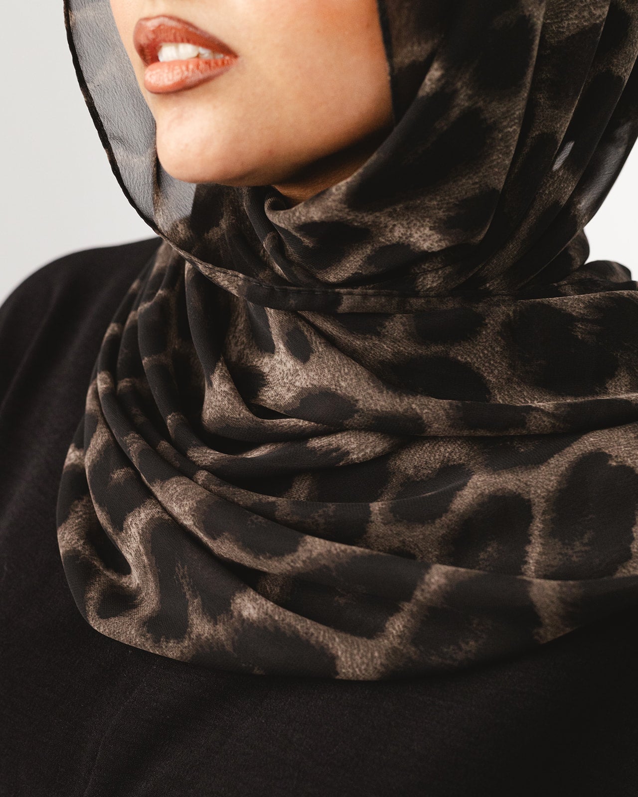 Lecharpe Scarf Tiger Chiffon